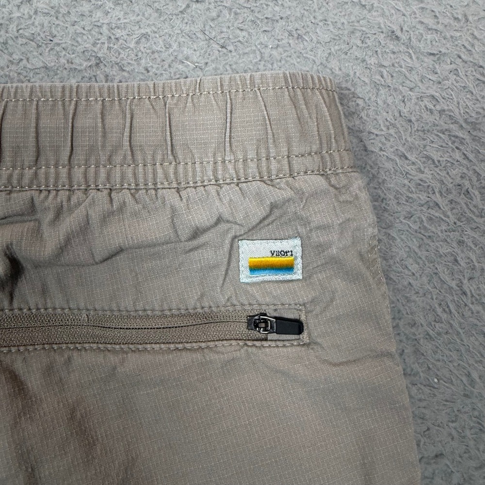 Vuori Mens Ripstop Shorts Khaki Tan Organic Cotton Stretch Utility Size Small - Picture 7 of 11